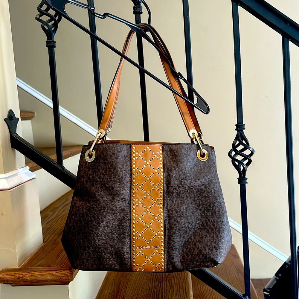 Tote from Michael Kors is a stylish way to carry around all of your essentials.